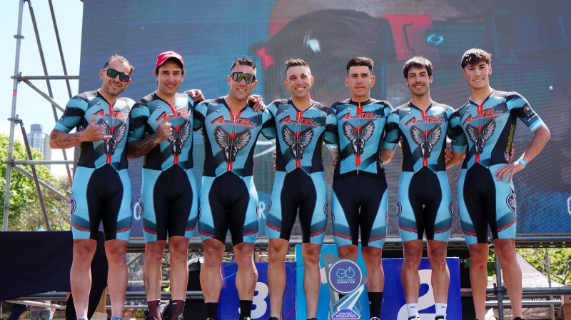 Histrica actuacin de Aspen Bici en el 